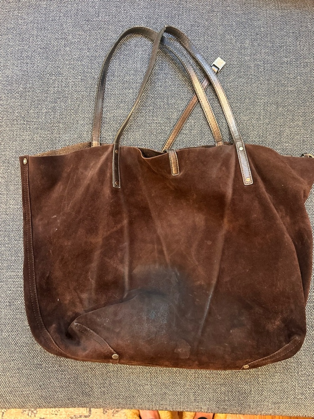 Tiffany & Co reversible suede and leather tote with pouch - Picture 2 of 5